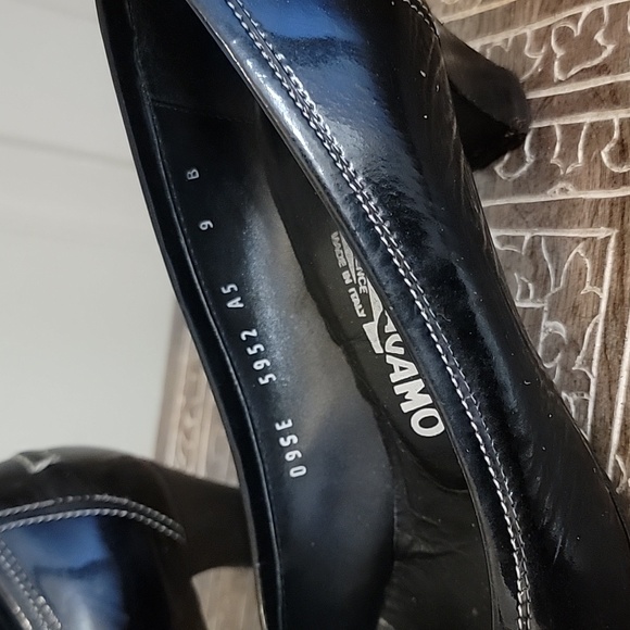 Salvatore Ferragamo black Heels - Picture 3 of 7